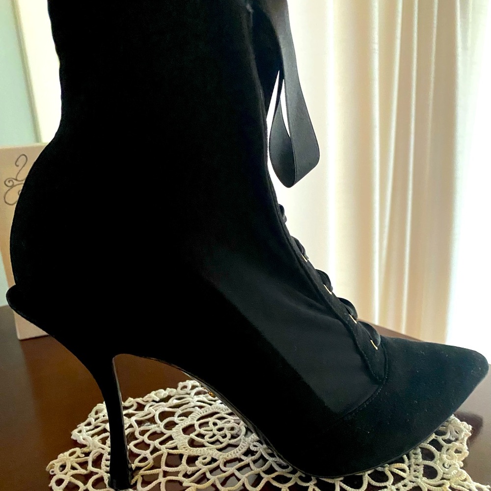 Dolce and Gabbana ankle boots in black Tech Fabric.